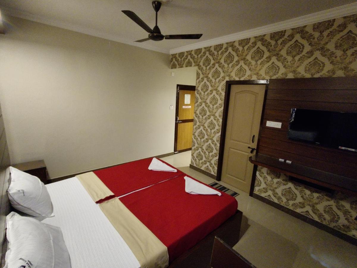 Vyavahar Lodge Udupi Exterior foto